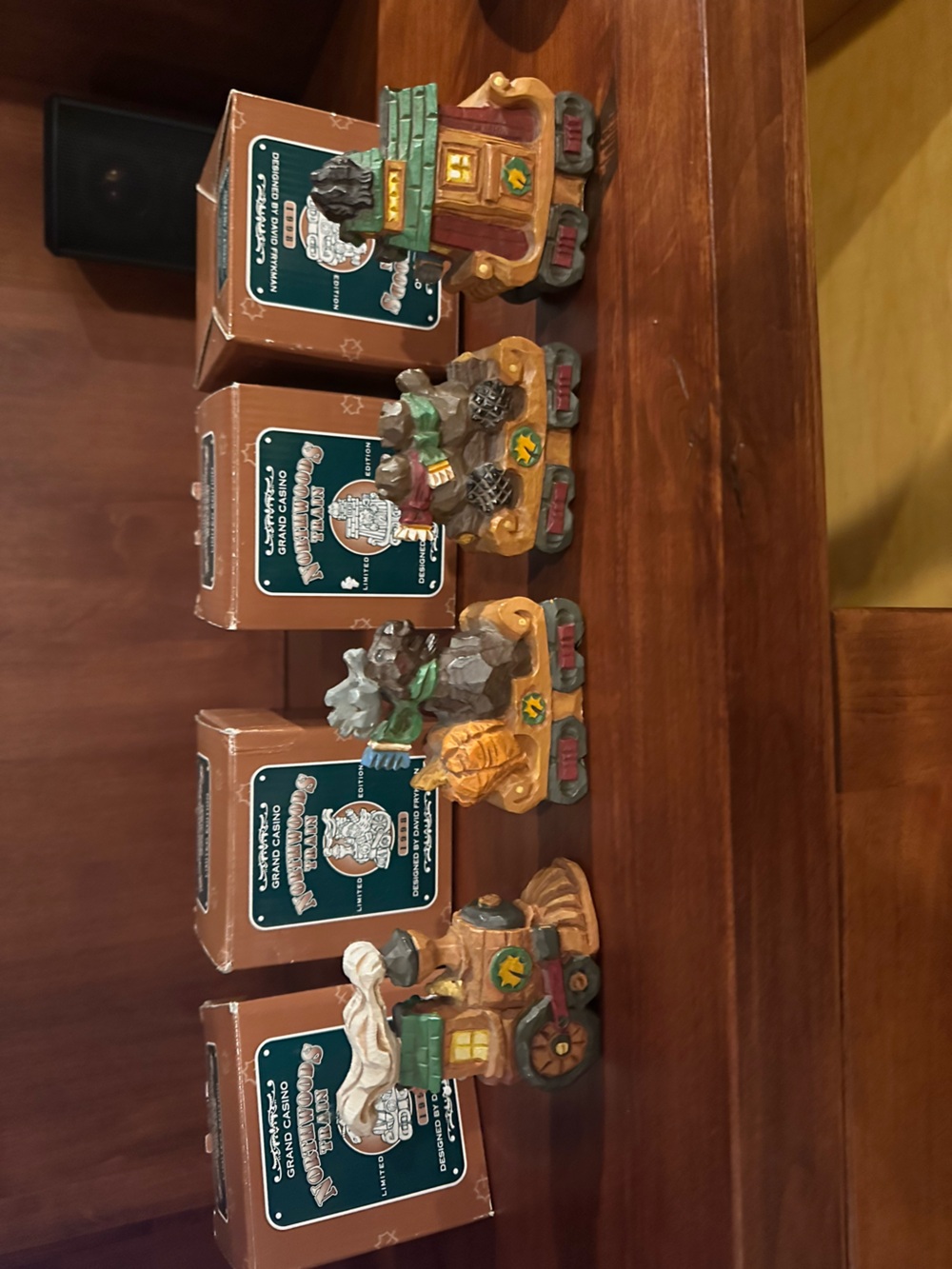 Ltd. Edition 1998 David Frykman Grand Casino Northwoods Train - full 4 pc set
